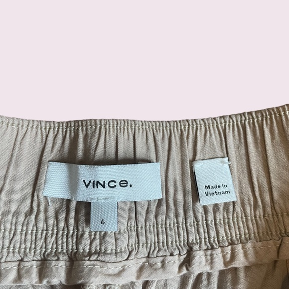 Vince Linen Blend Cargo Crop Tan/Oat Pants - Picture 3 of 5